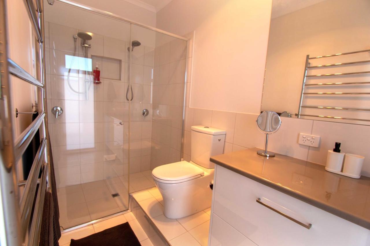 Coorong Island Retreat - Farm Stay At Pet Friendly Property Meningie Exterior photo