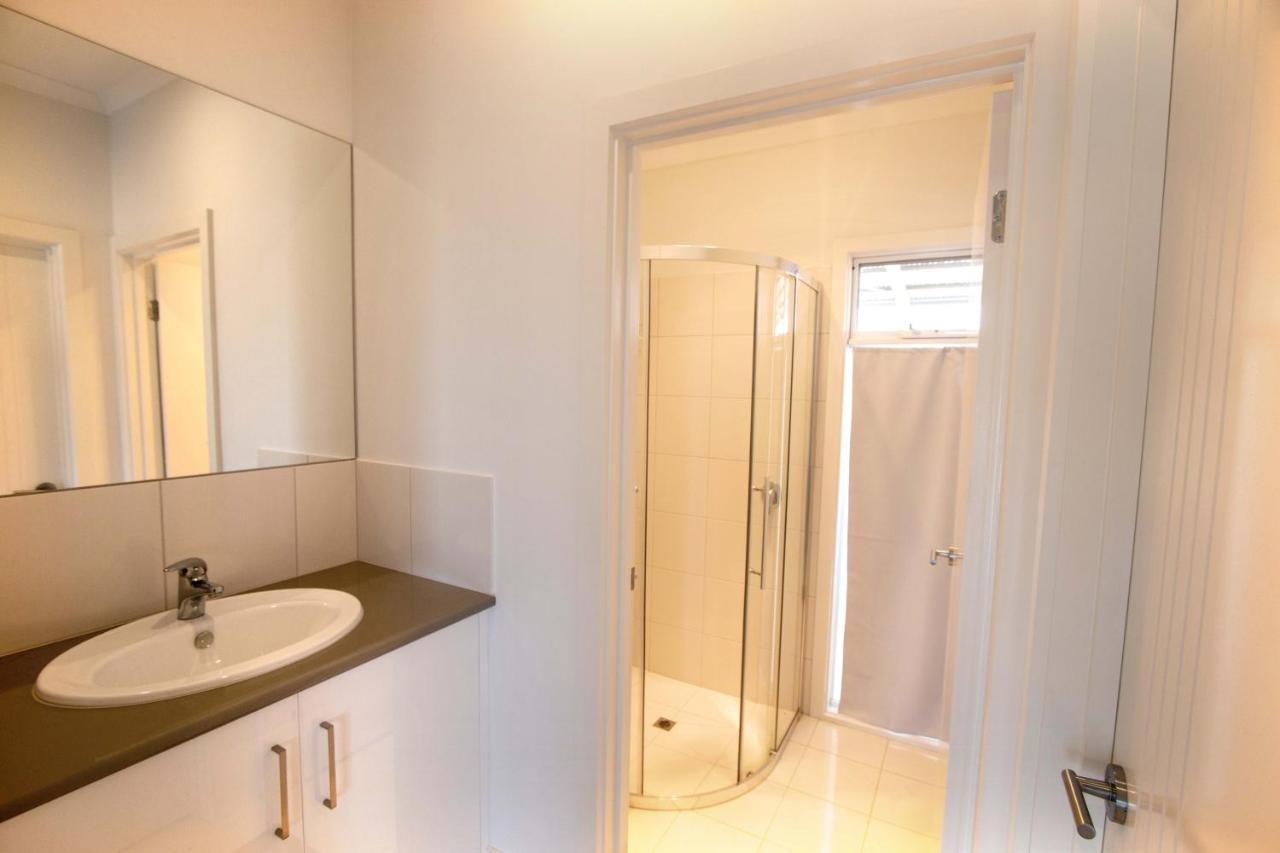 Coorong Island Retreat - Farm Stay At Pet Friendly Property Meningie Exterior photo