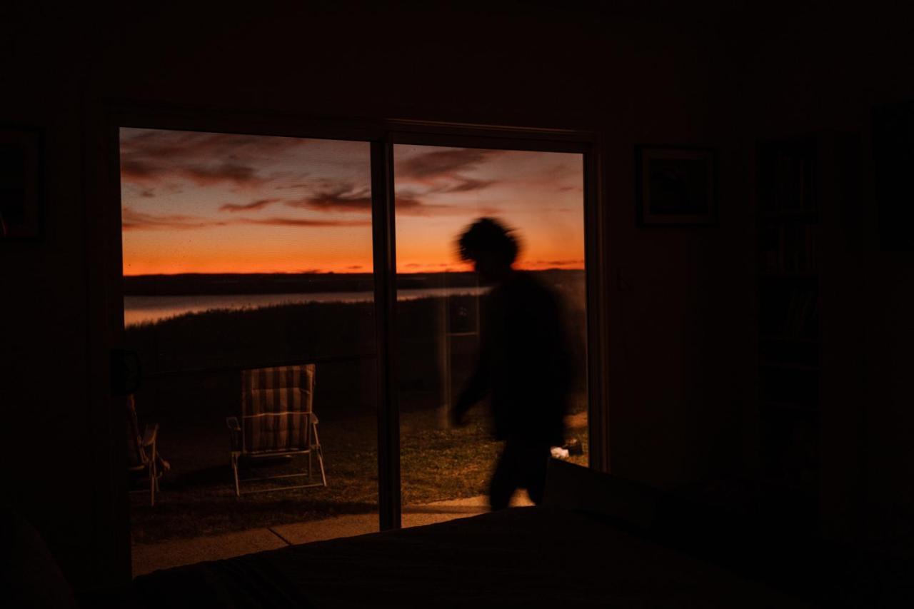 Coorong Island Retreat - Farm Stay At Pet Friendly Property Meningie Exterior photo