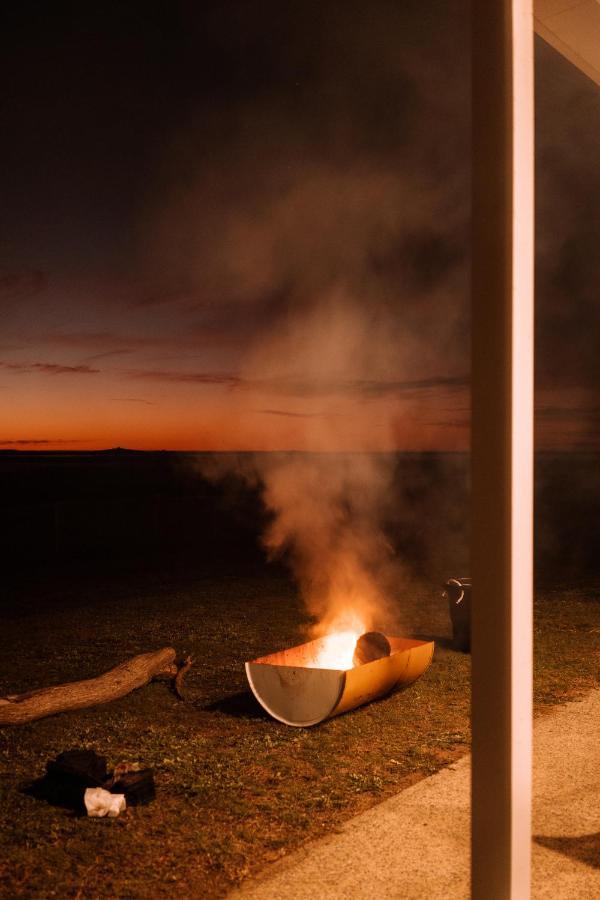 Coorong Island Retreat - Farm Stay At Pet Friendly Property Meningie Exterior photo
